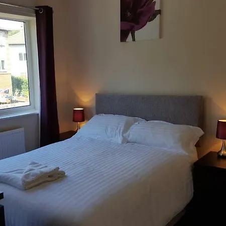 Gledhow Wood Apartment Leeds (West Yorkshire)
