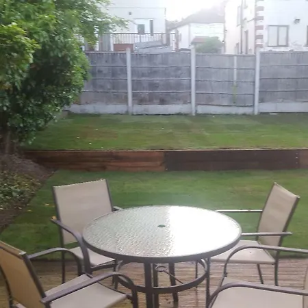 Gledhow Wood Apartment Leeds (West Yorkshire)